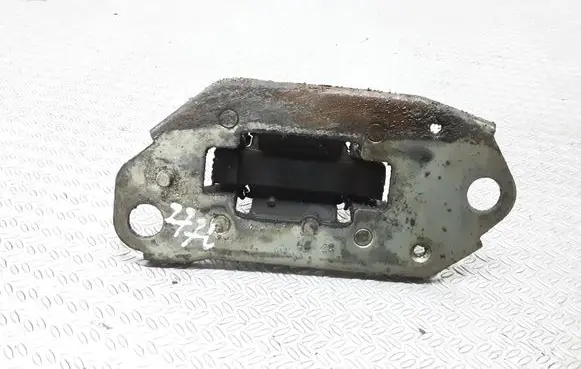 Volvo S80 Gearbox mount