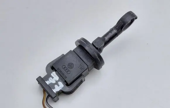 Audi A4 S4 B6 8E 8H Interior temperature sensor 8E0820539