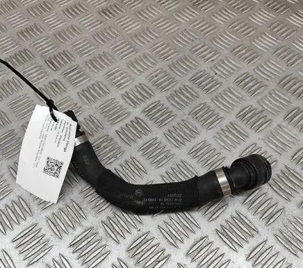 Mercedes-Benz CLA C118 X118 Engine coolant pipe/hose A1775016102