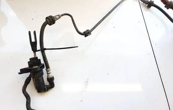 Mitsubishi Colt Clutch master cylinder a4542900004