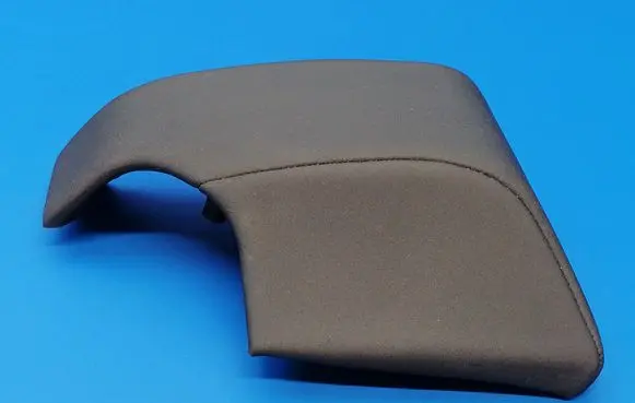 Land Rover Evoque II Panel trim HY3204268D 105870235C