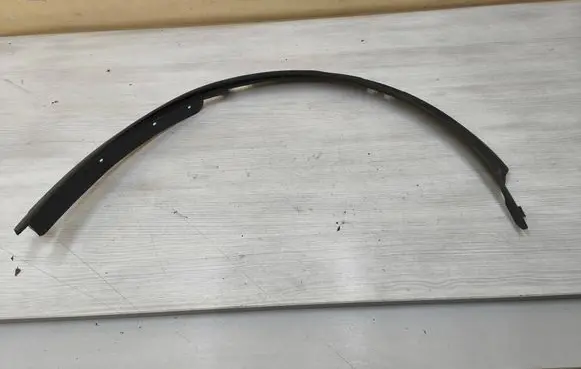Chevrolet Corvette C7 Fender trim (molding) 23315197