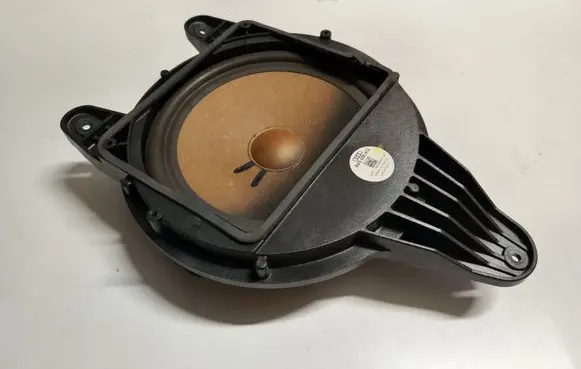 Audi A4 S4 B9 Subwoofer speaker 8W5035412