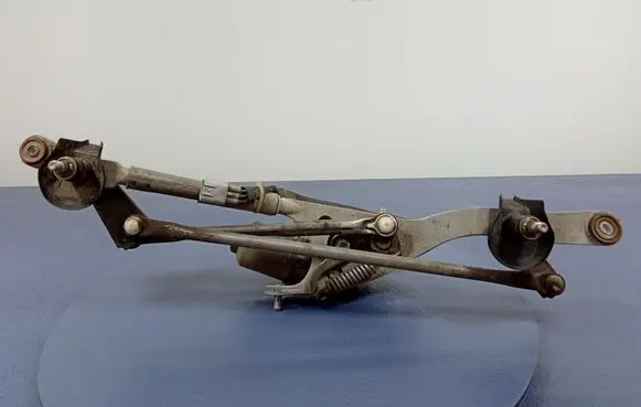 Toyota Auris 150 Front wiper linkage and motor 8511002190