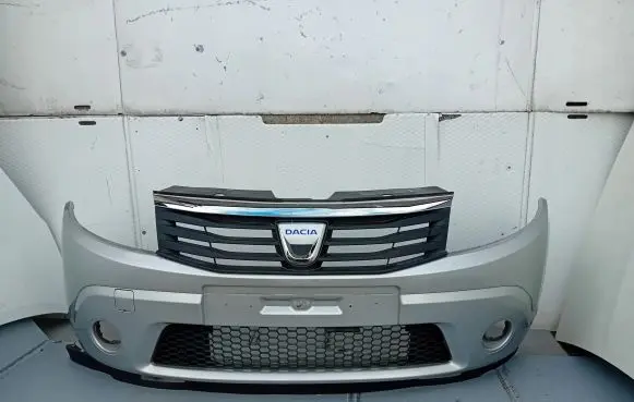 Dacia Sandero Front bumper