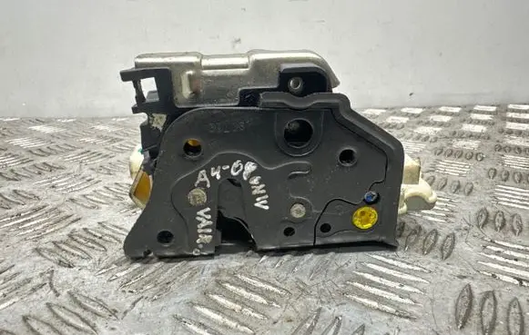Audi A4 S4 B8 8K Rear door lock 8K0839015