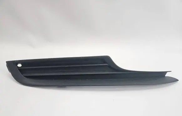 Volkswagen Golf VII Front bumper lower grill 5G0853666