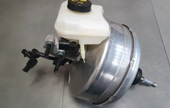 Audi Q8 Brake booster 4M0612103AB