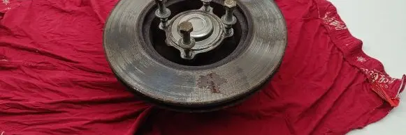 Front wheel hub