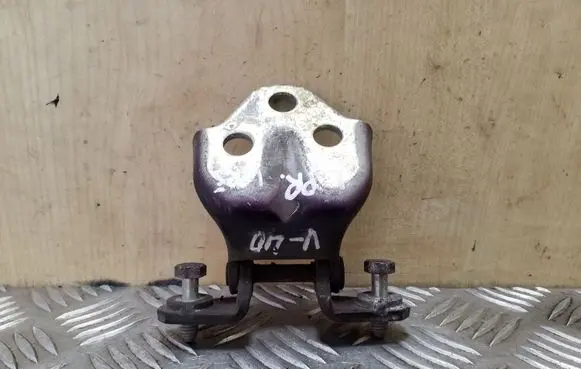 Volvo S40, V40 Front door upper hinge