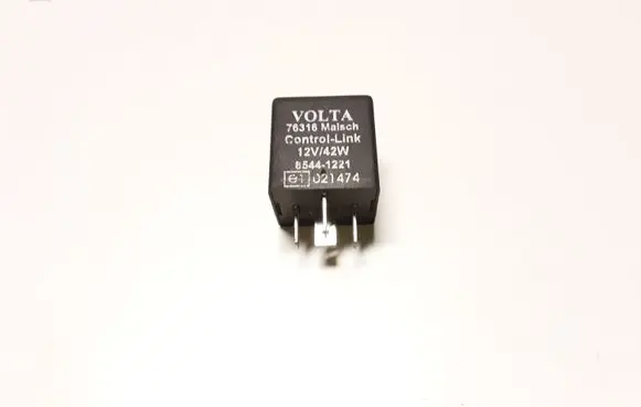 Mitsubishi Pajero Tow bar relay 85441221 021474 76314