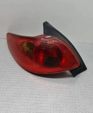 Peugeot 206 Rear/tail lights 2563G