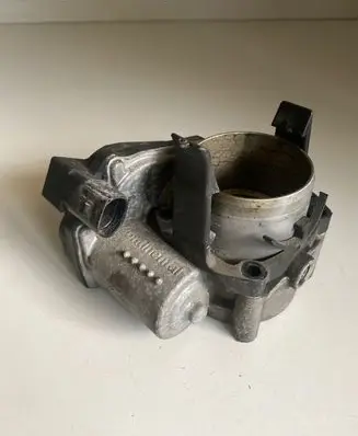 Skoda Octavia Mk2 (1Z) Throttle valve 03C133062C A2C53030936 405100628