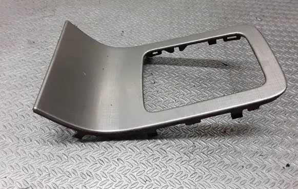 Volvo V70 Gear shifter surround trim plastic 30791931