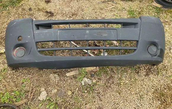 Renault Master II Front bumper 820097134