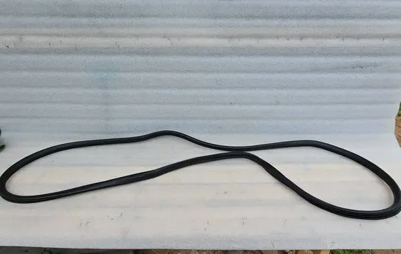 Audi A6 S6 C6 4F Front door rubber seal 4F0831721C