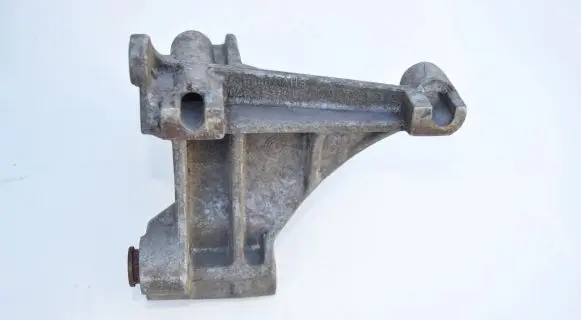 Audi A6 S6 C4 4A Engine mounting bracket 028145531C