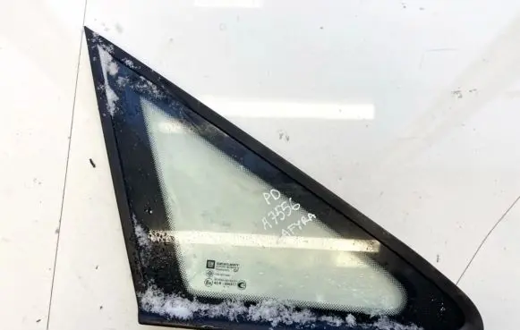 Opel Zafira A Front triangle window/glass 43r008577 43r-008577