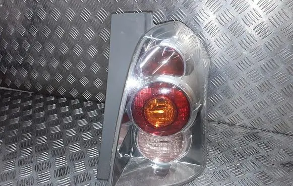 Toyota Corolla Verso E121 Rear/tail lights e410173