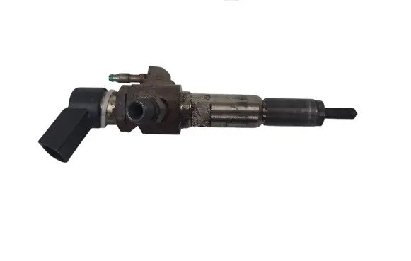 Volvo V40 Fuel injector 9802448680