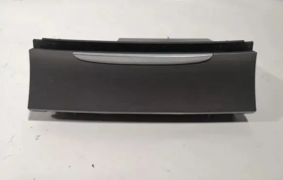 Ashtray (front)