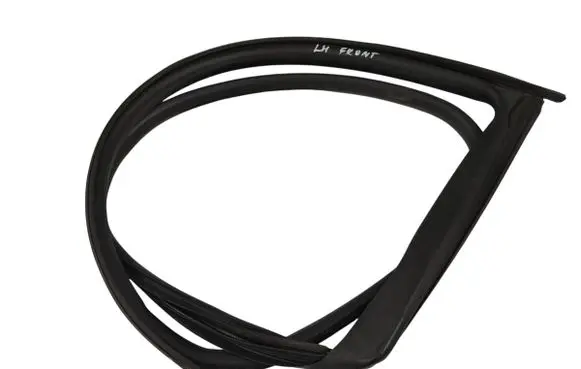 Maserati Ghibli Front door rubber seal 