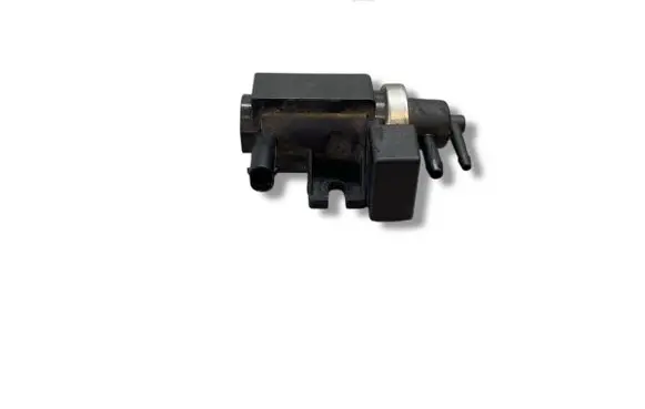 Mercedes-Benz B W245 Turbo solenoid valve A0051535528 70078200 06T032