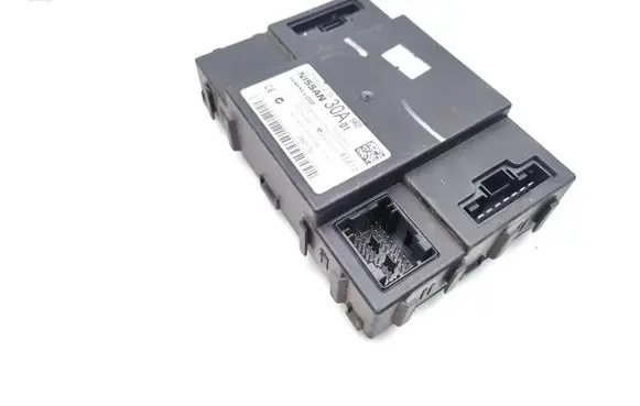 Nissan Pathfinder R51 Central body control module 284B2EB30A 5WK48883 5WK48922