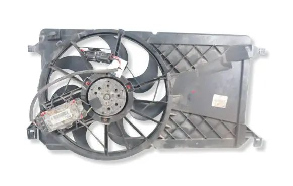 Ford Focus Electric radiator cooling fan 1137328558 3135103743