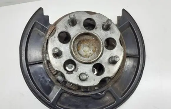 Toyota Verso Rear wheel hub 2529T