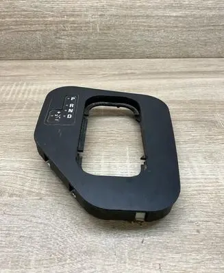 BMW 5 E39 Gear shifter surround trim plastic 8256275 90120