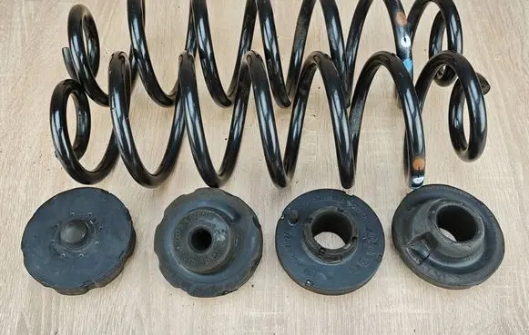 Audi Q5 SQ5 8R Rear coil spring SPRN65