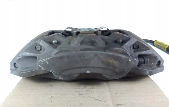 Ford Mustang VI Front brake caliper