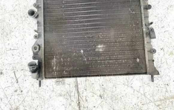 Renault Megane I Coolant radiator rm1019 851037l