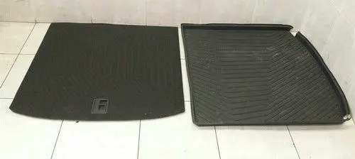 Audi A3 S3 8V Tailgate/boot cover trim set 8V5863463F