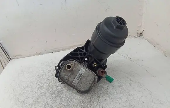 Audi A5 Sportback 8TA Oil filter mounting bracket 03N115389H