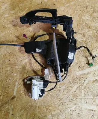 Mercedes-Benz S C217 Front door soft close latching motor (coupe) A2177600300 14504