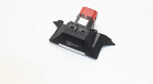 Audi TT TTS RS Mk3 8S Windscreen/window heater switch 8S2927117A