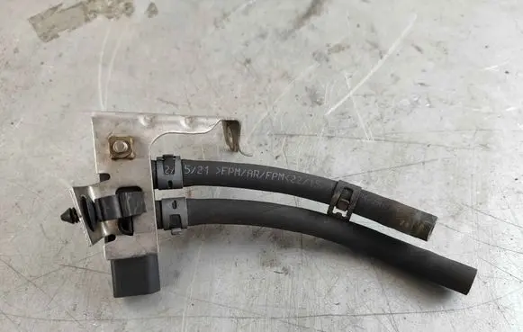 Jaguar XE Exhaust gas pressure sensor T2H15904 T2H7870