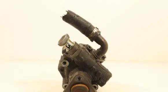 Audi A4 Allroad Power steering pump 8D0145156L
