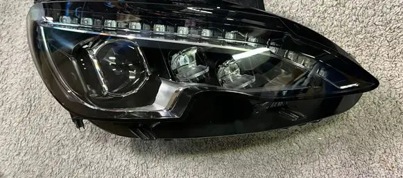 Headlight/headlamp