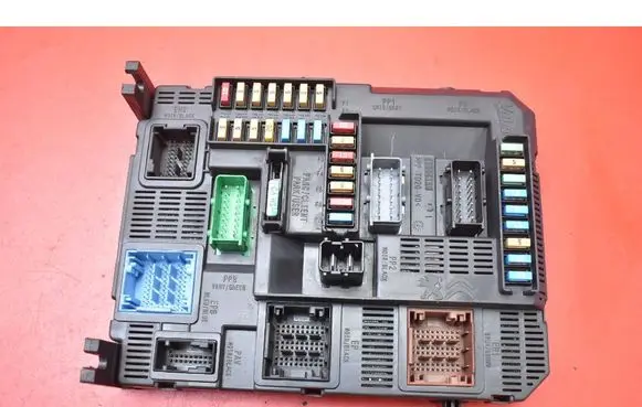 Fuse box set