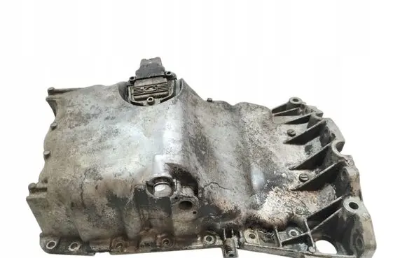 Volkswagen PASSAT B5.5 Oil sump 06B103603AQ