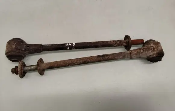 Volvo 940 Front lower control arm/wishbone