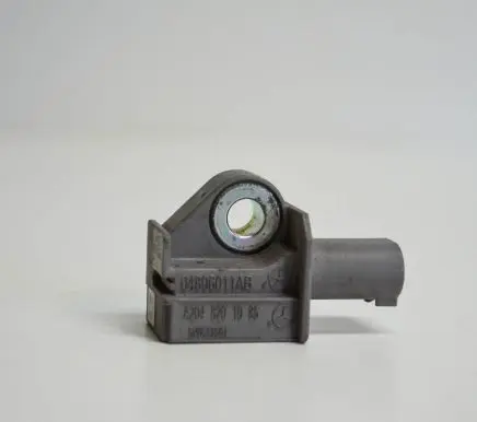 Mercedes-Benz C W204 Airbag deployment crash/impact sensor A2048201985