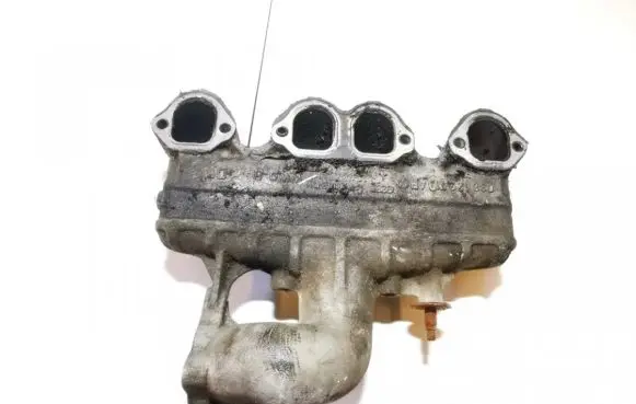 Volkswagen PASSAT B5 Intake manifold 038129713ab