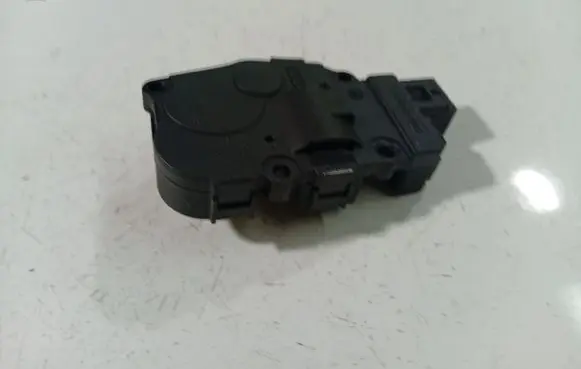 Citroen C4 Grand Picasso Air flap motor/actuator A21200600