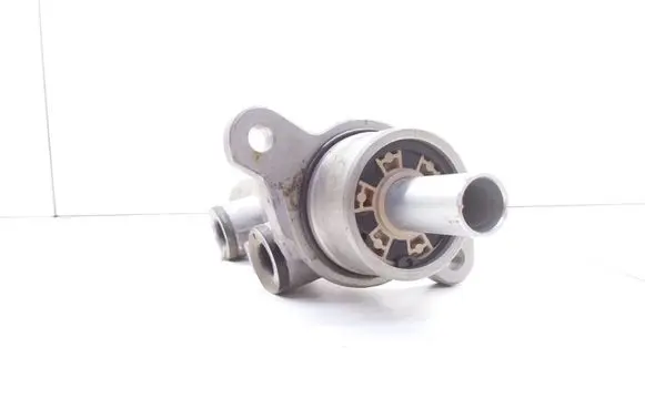 Opel Meriva A Master brake cylinder Y21627