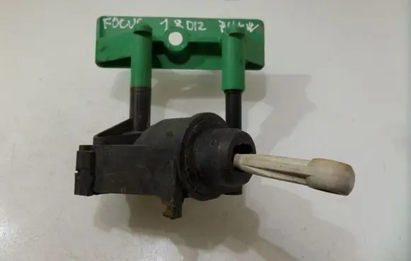 Ford Focus Clutch master cylinder 3M517A543AA