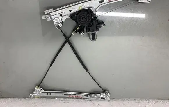 Renault Megane IV Front window lifting mechanism without motor C42829102
